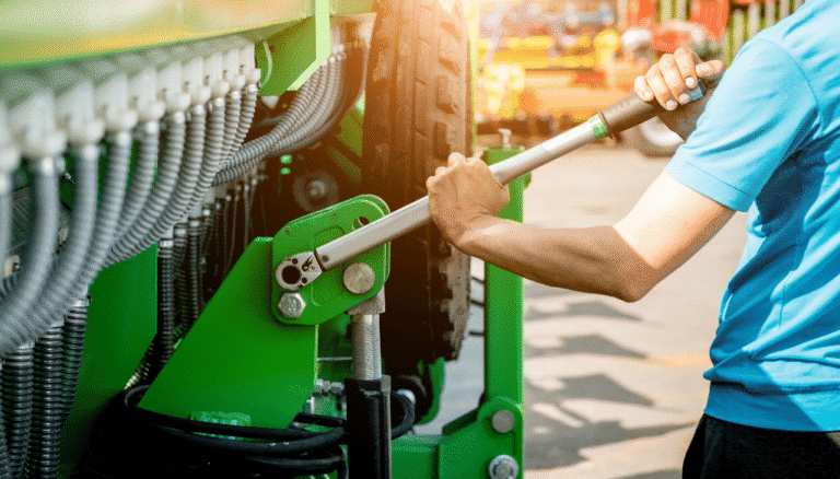 Farm-Equipment-Repair-Service