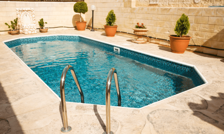 Swimming-Pool-Contractor